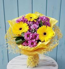 Букет цветов из:  Хризантемы и Герберы в Сибирцево