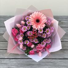 Букет цветов из:  Розы, Герберы и Хризантемы в Сибирцево