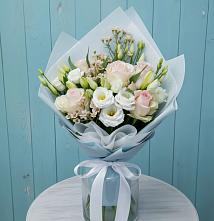 Букет цветов из:  Розы и Лизиантусы в Сибирцево