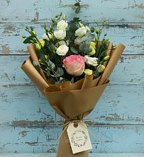 Букет цветов из:  Розы и Лизиантусы в Сибирцево