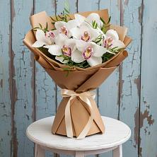 Букет цветов из:  Орхидеи и Розы в Сибирцево